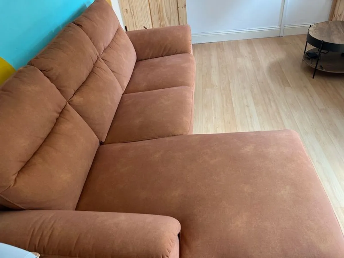 Corner Chaise Sofa with electrical recliner - Image 3