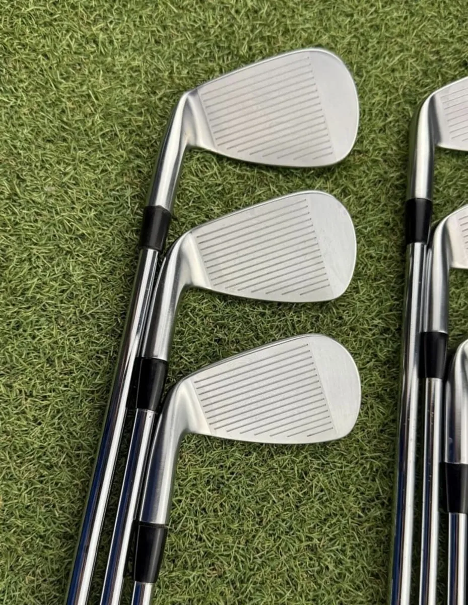 COBRA FORGED TEC X 2022 IRONS / 4-PW / STIFF - Image 4