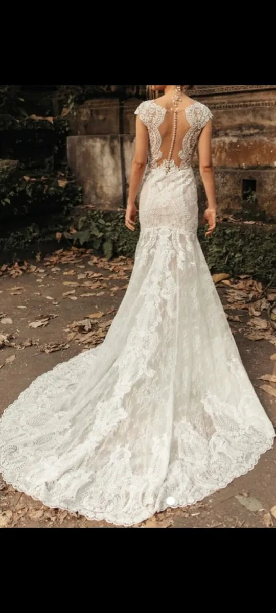 wedding dress - Image 1