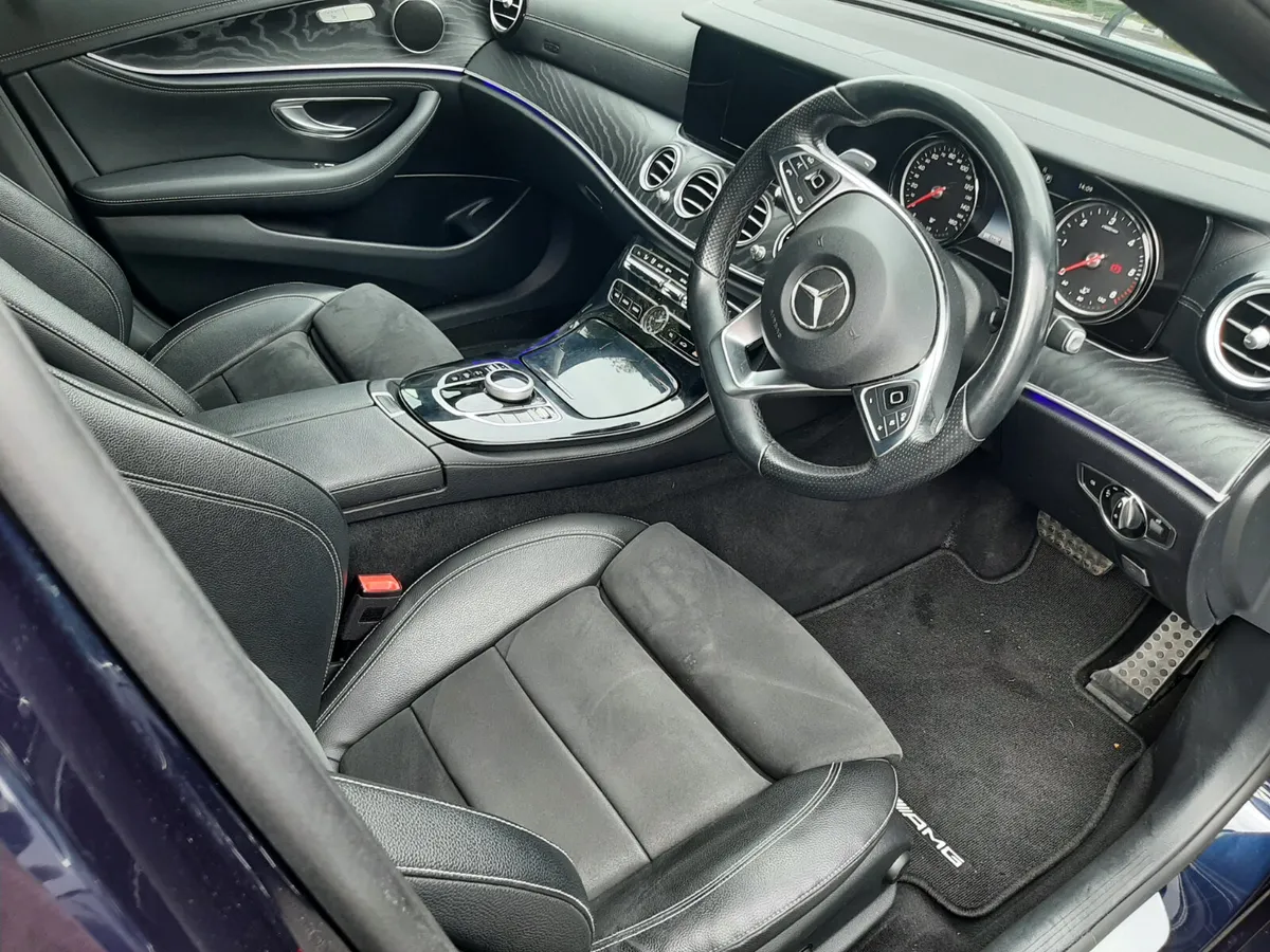 MERCEDES E CLASS2017 220 CDI AMG -LINE - Image 3