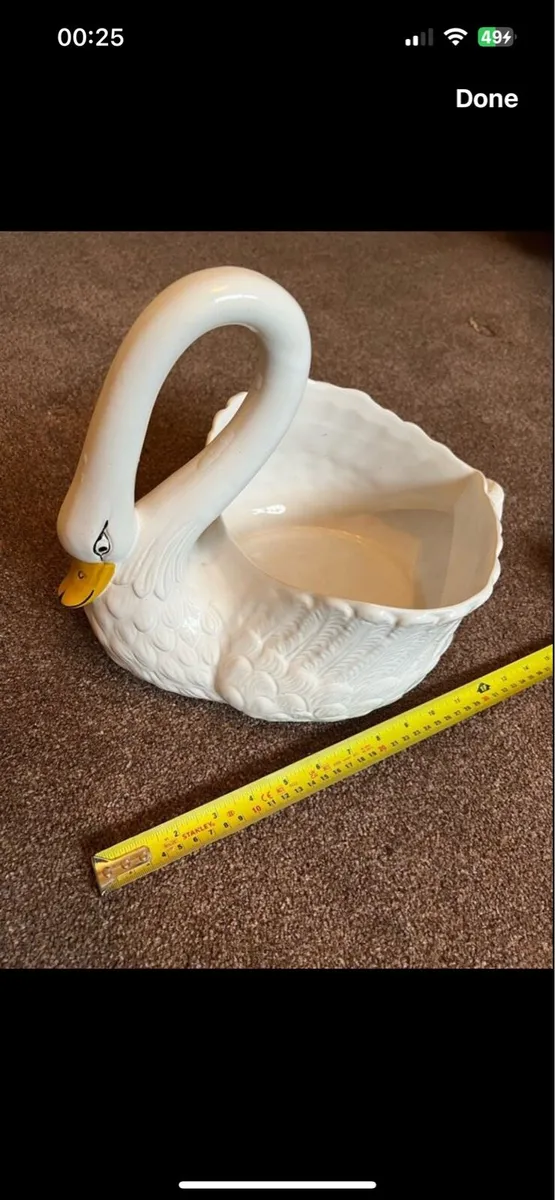 Swan pot stand - Image 3