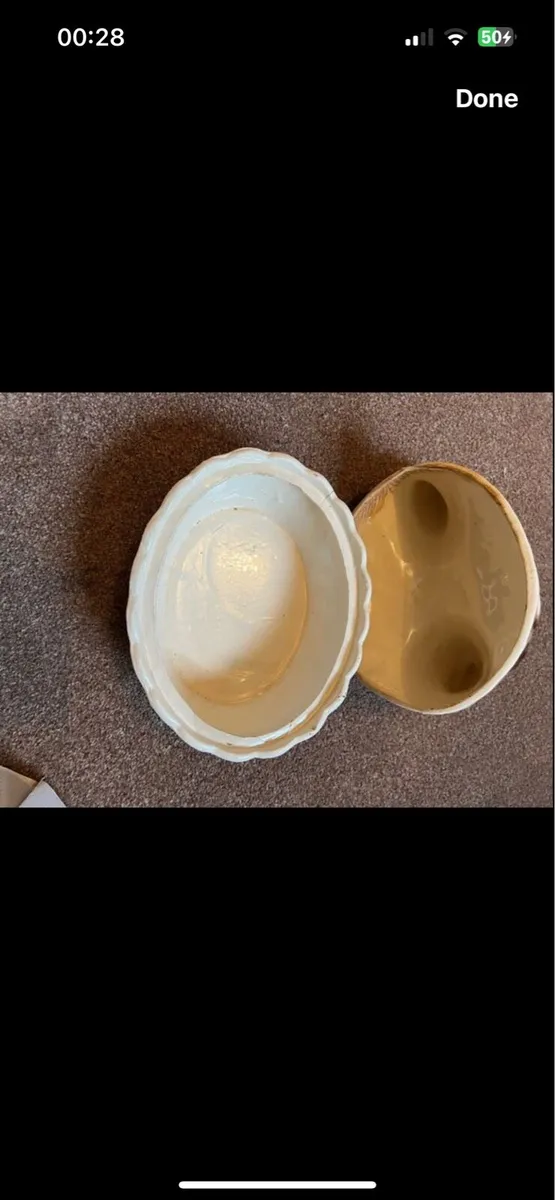 Vintage ceramic Chicken - Image 3