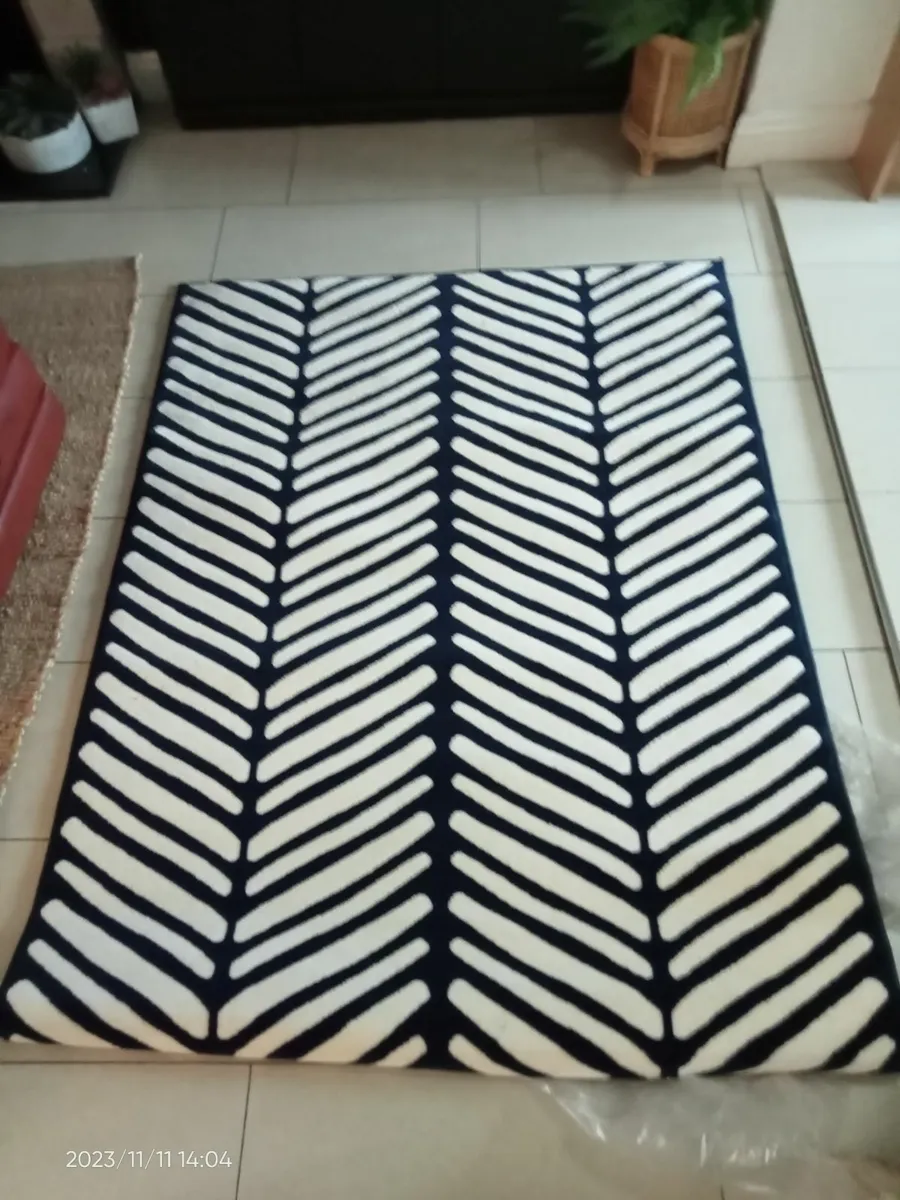 Rug - Image 1