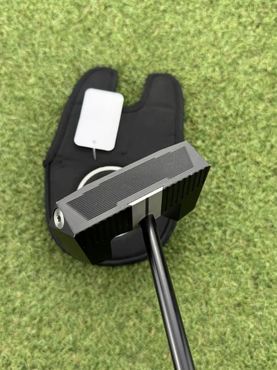 LAB MEZZ.1 PUTTER / 33″ - Image 3