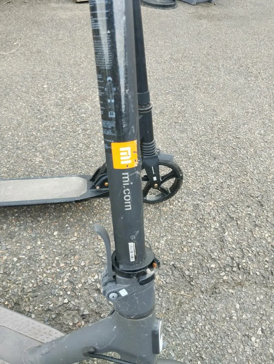 Electric Scooters ×2 - Image 2