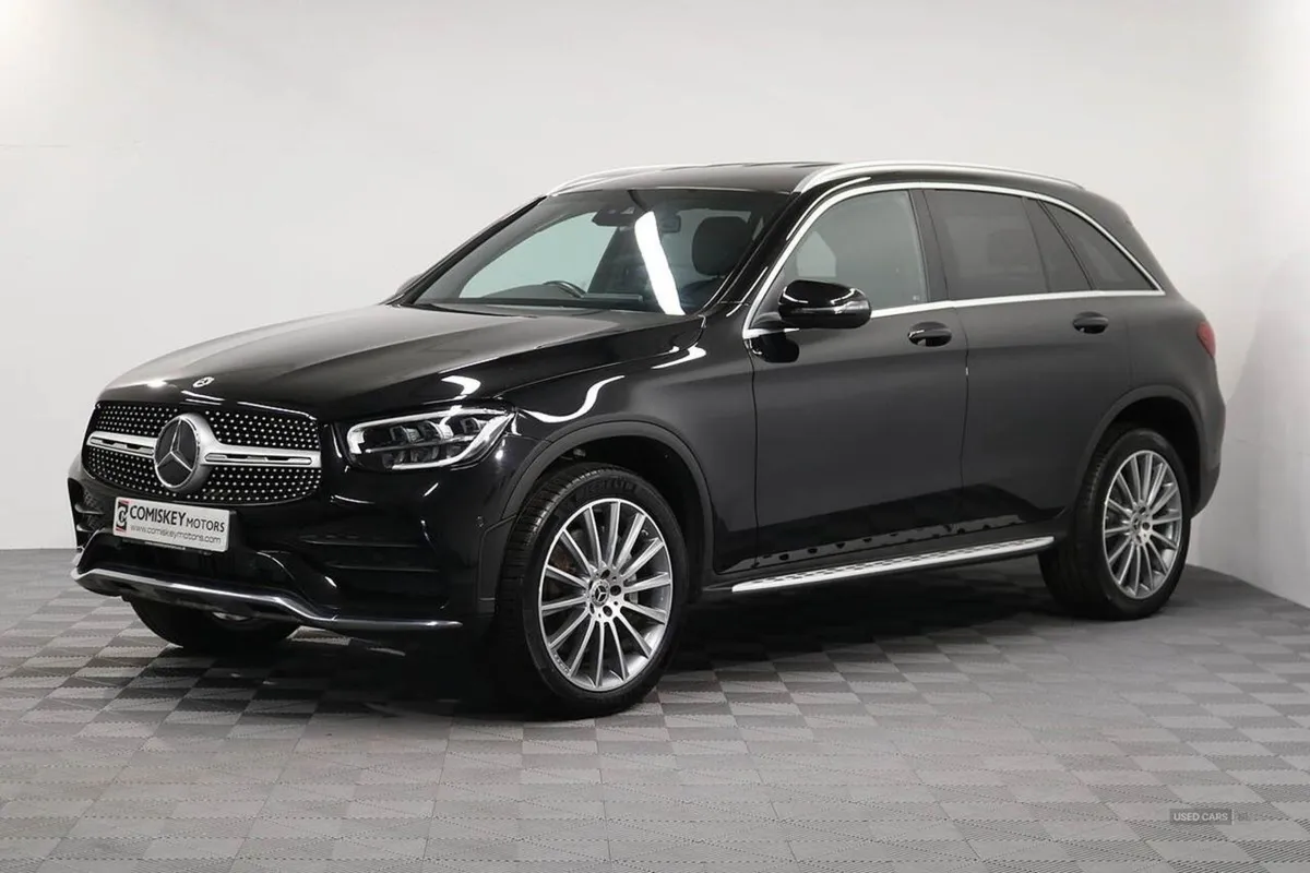Mercedes-Benz GLC 300de AMG Line - Image 4