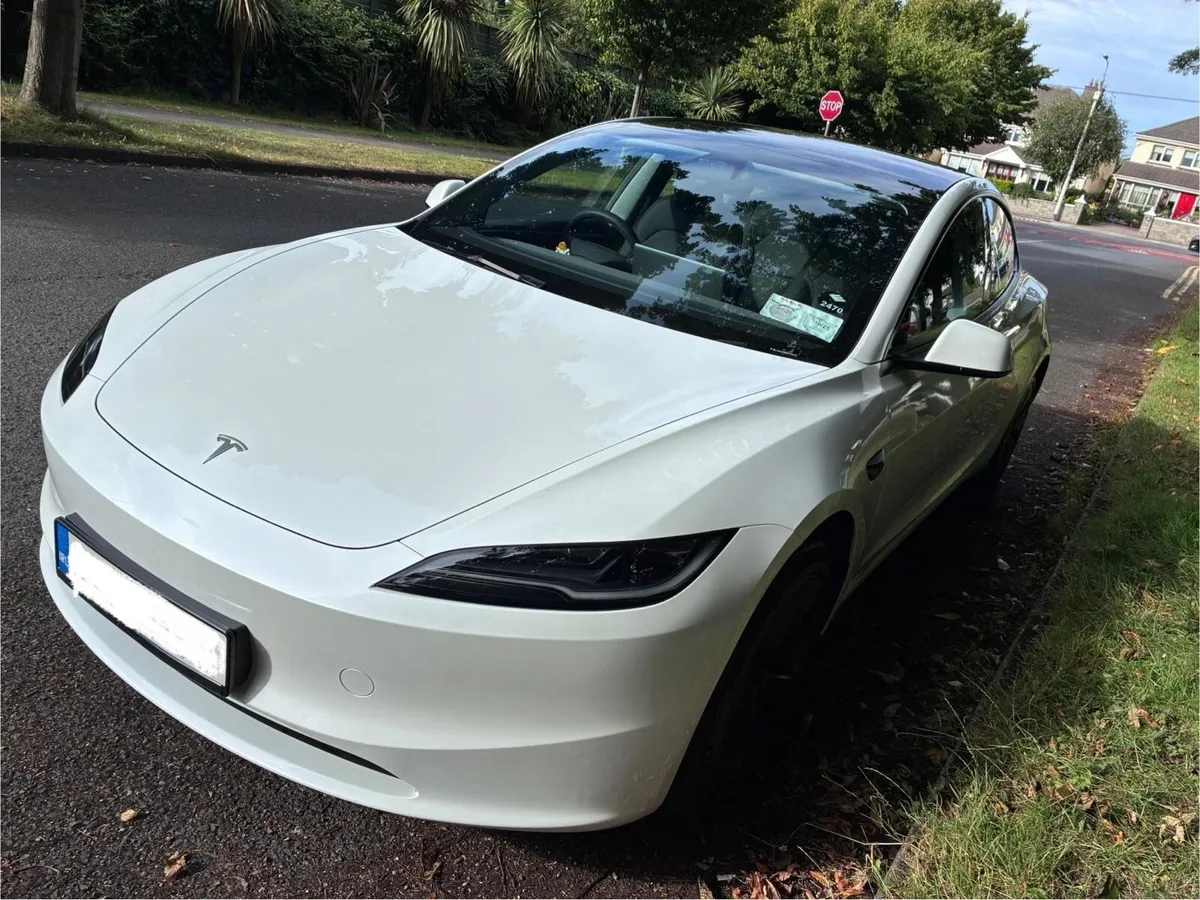 Tesla Model 3 2024 - Image 4