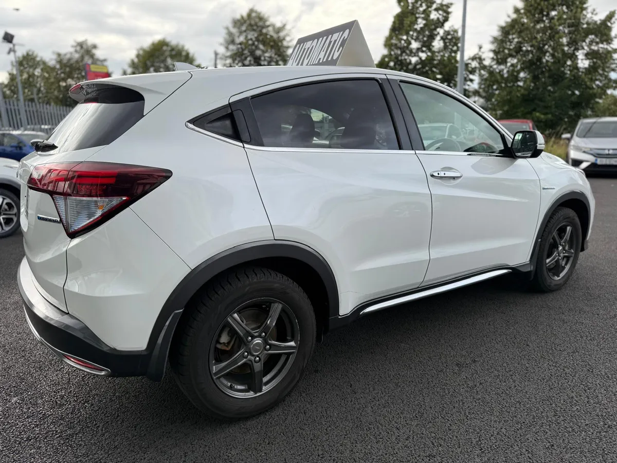 2015 Honda Vezel(HRV)1.5 hybrid auto,50k Miles - Image 4