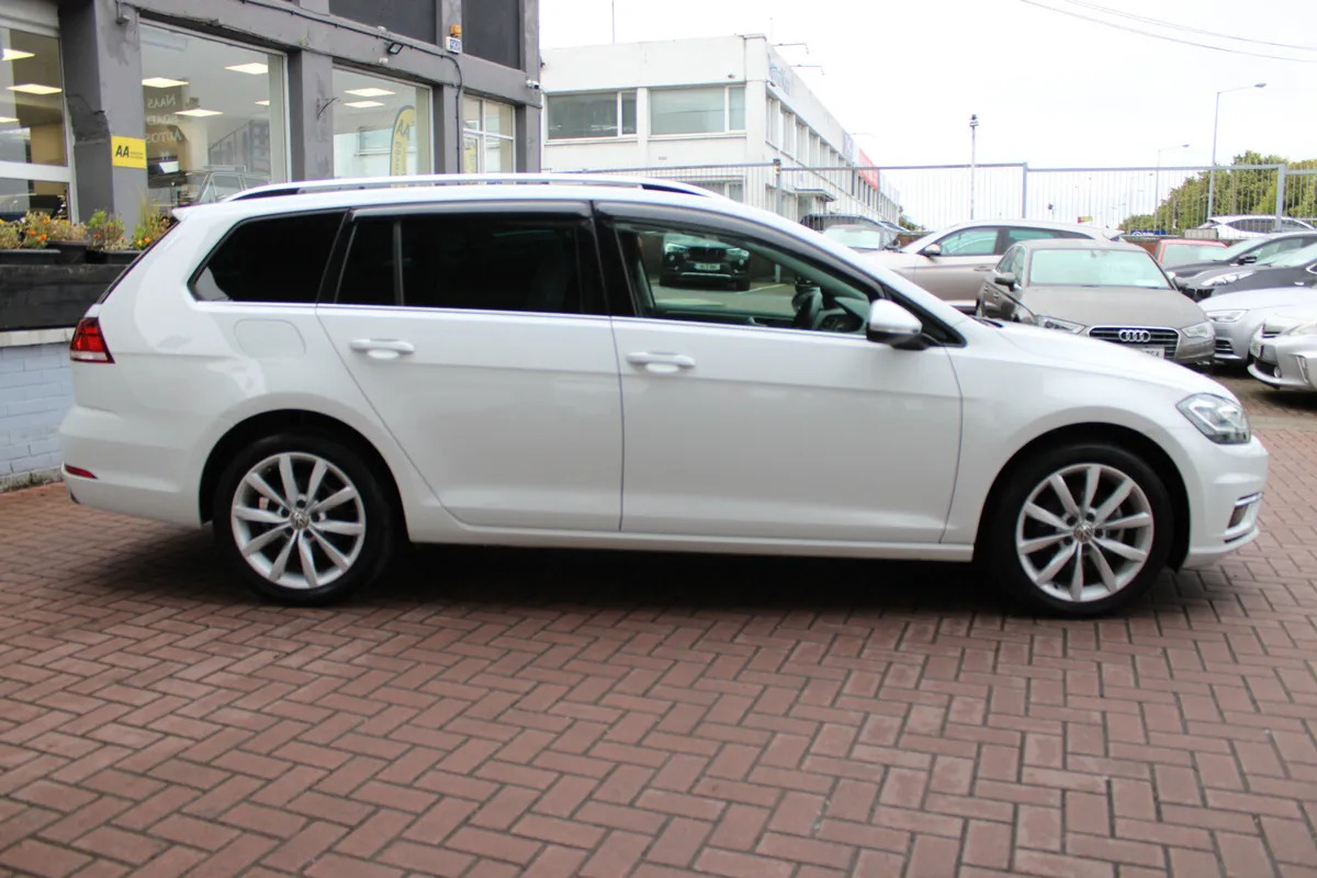 VOLKSWAGEN GOLF 1.2 TSI COMFORTLINE PLUS 5DR ESTAT - Image 3