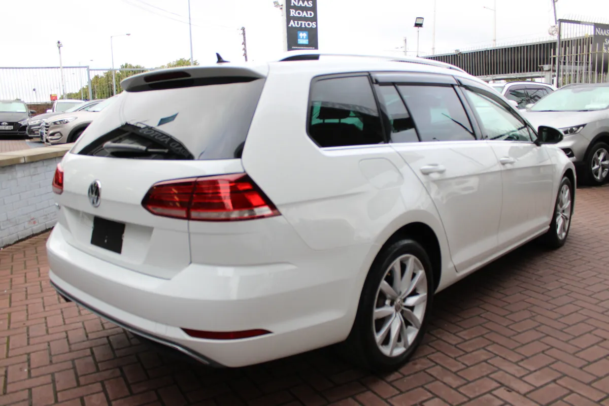 VOLKSWAGEN GOLF 1.2 TSI COMFORTLINE PLUS 5DR ESTAT - Image 4