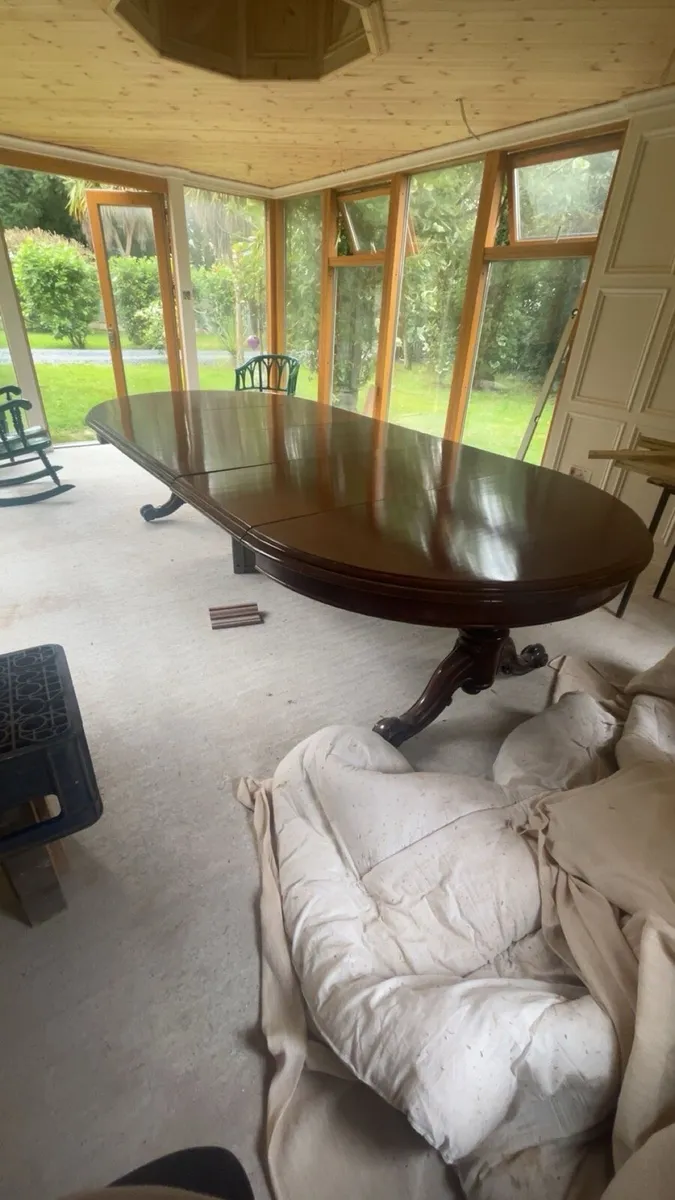 Solid mahogany table - Image 1