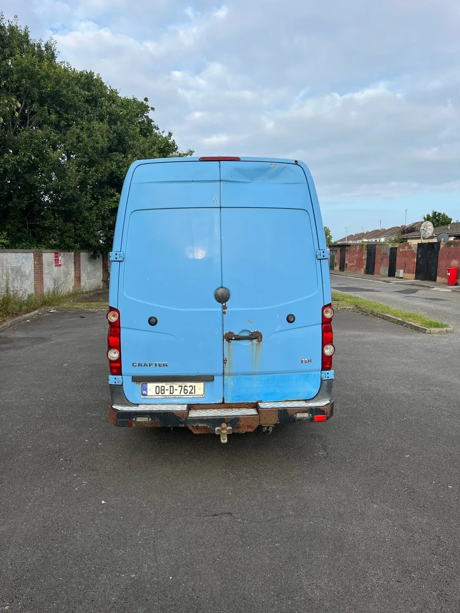Van - Image 4