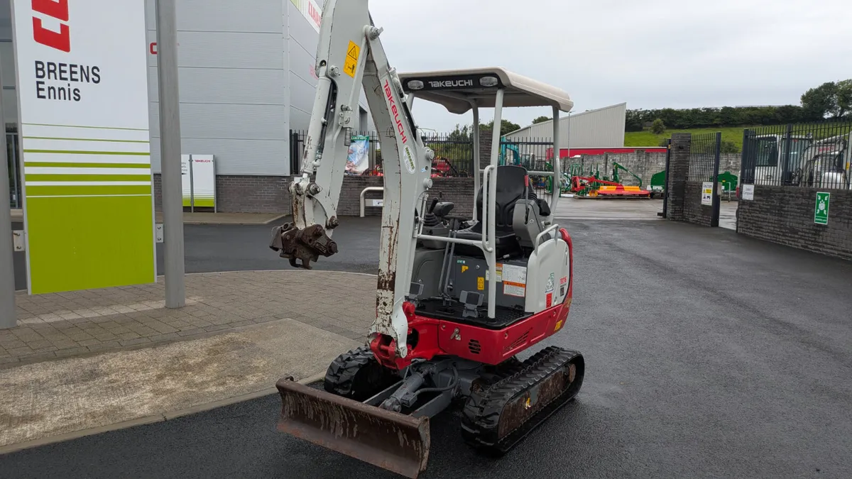 Takeuchi TB216 mini digger - Image 2