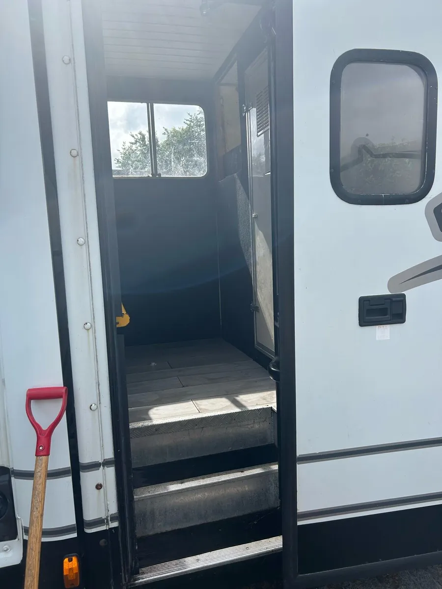 3.5 horse lorry - Image 4