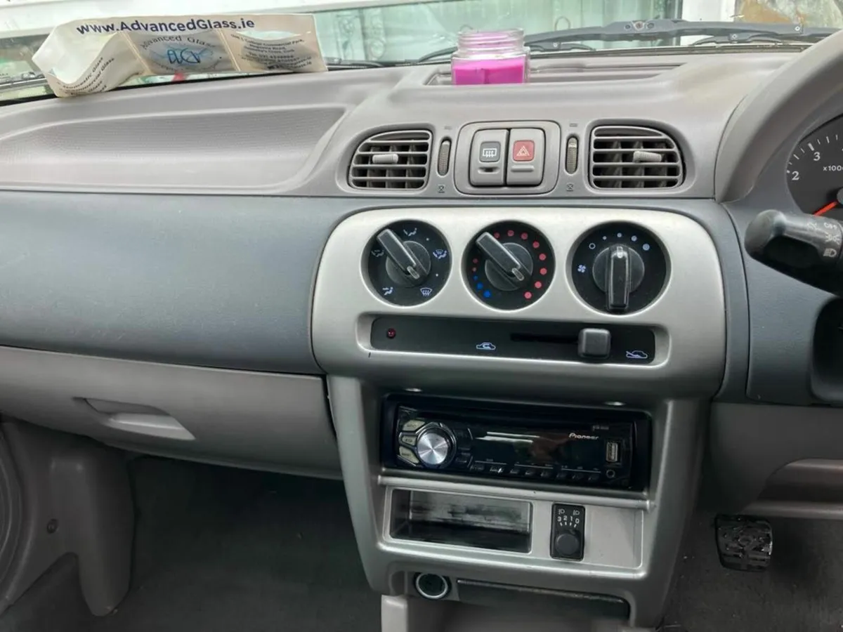 Nissan Micra 2002 - Image 3