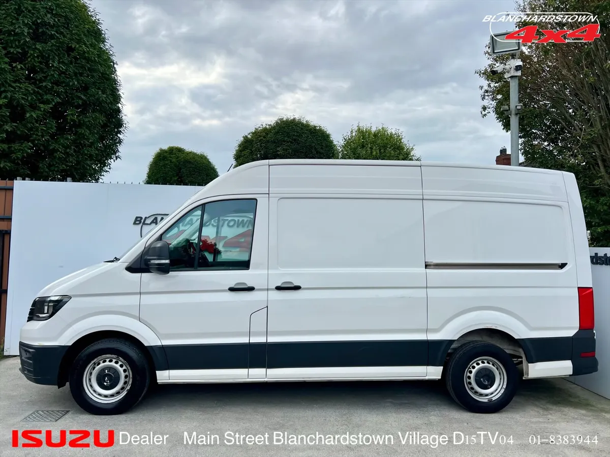 VOLKSWAGEN CRAFTER MWB VATQ VAN - Image 2