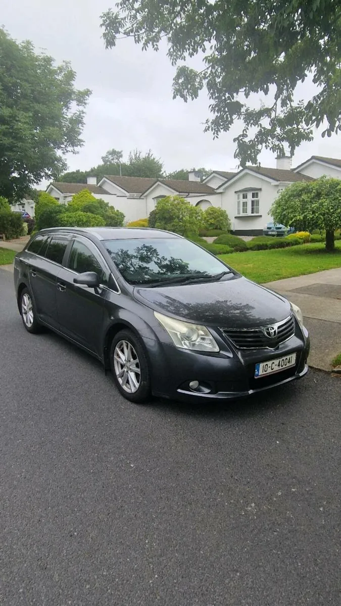 Toyota Avensis - Image 1
