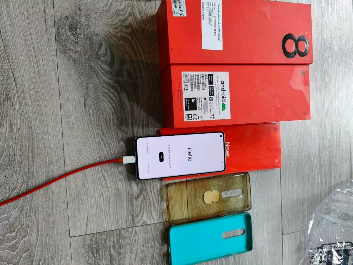 OnePlus 8 Glacial Green 12gb RAM 256gb ROM - Image 1