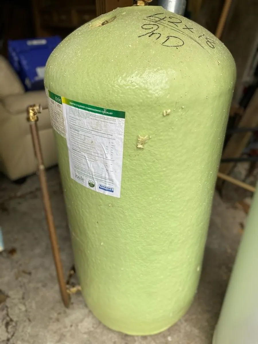 copper hot water cylinder - Image 1