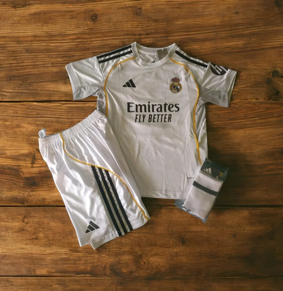REAL MADRID ( MBAPPE 9 )KIDS KIT, 8/9 ,10/11,12/13 - Image 1