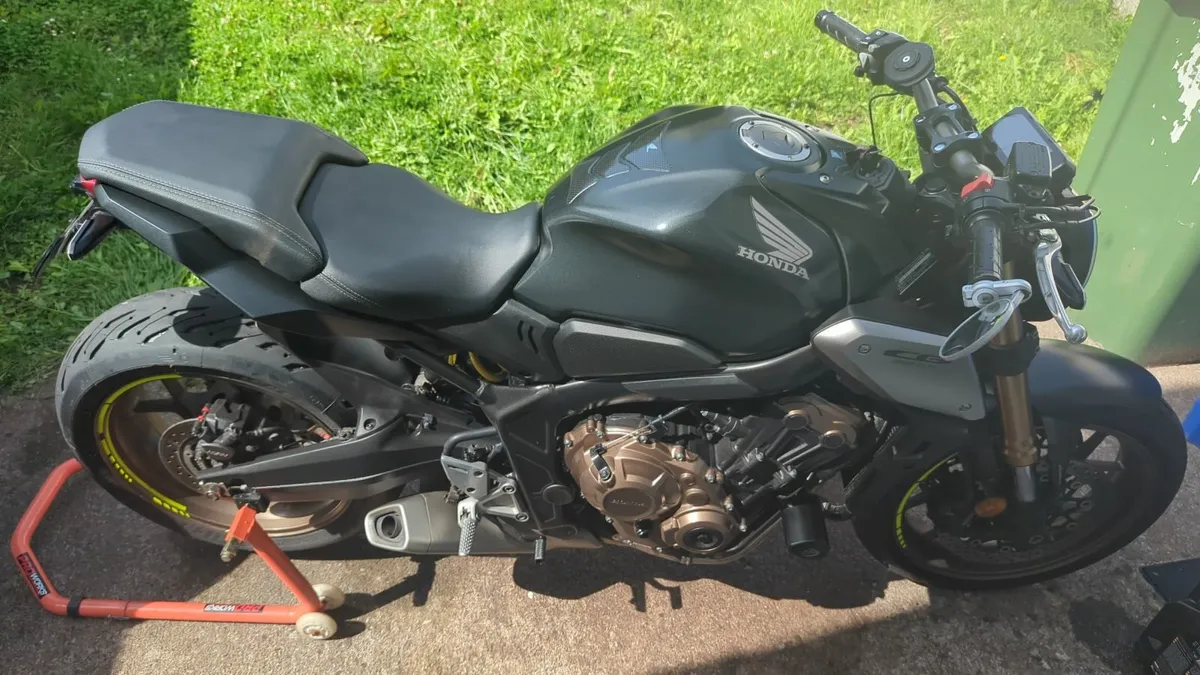 Honda CB650R 2021 - Image 2