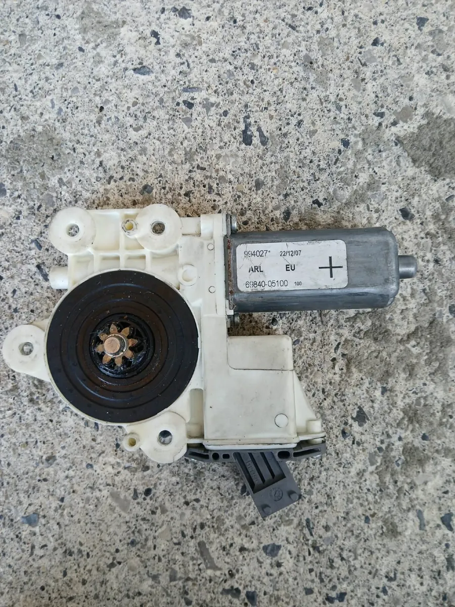 Toyota Avensis Window Regulator - Image 4