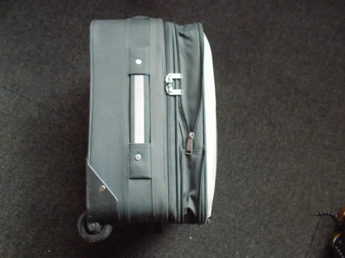 Cabin Carry On Hand Luggage Suitcase - Image 4