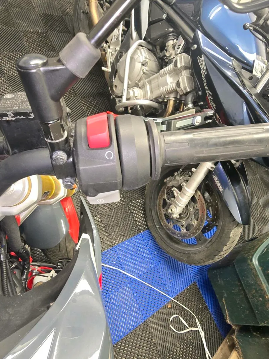 BMW G310R - Image 4