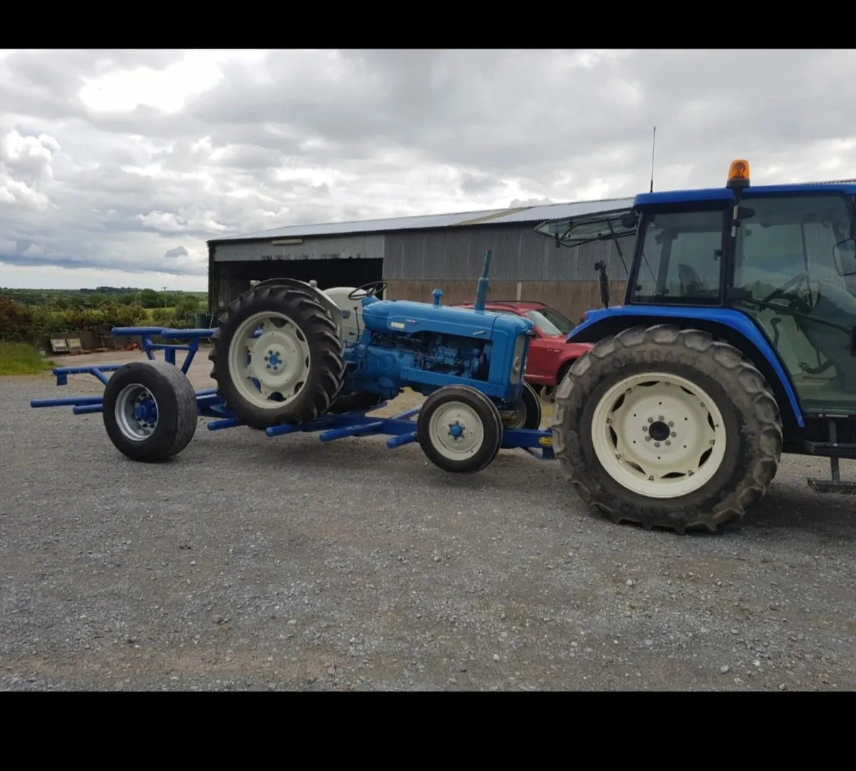 A+ bale trailers - Image 1