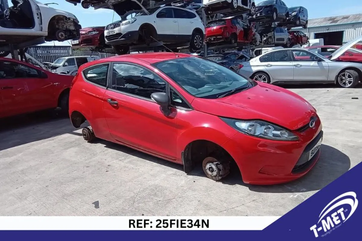 2010 FORD FIESTA BREAKING FOR PARTS - Image 1