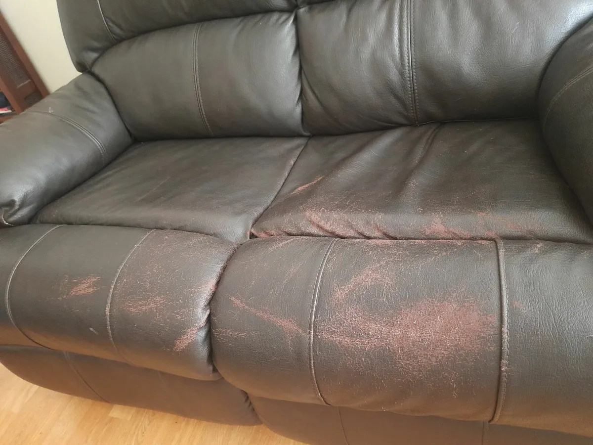 Couch - free for collection - Image 4