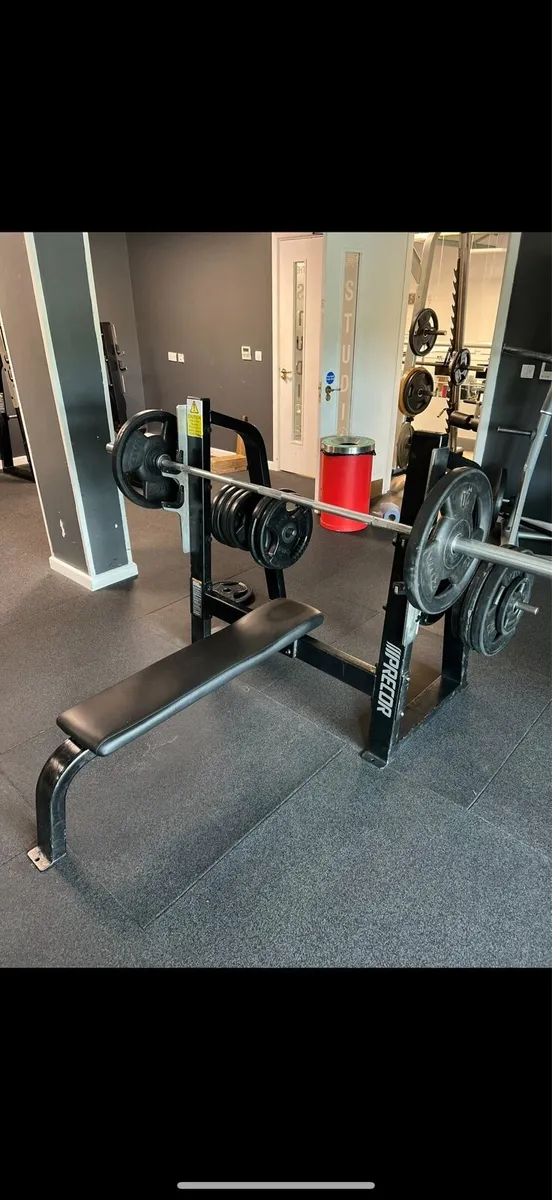 Precor Bench Press