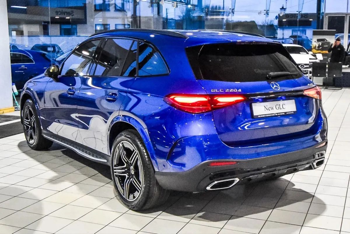 Mercedes-Benz GLC-Class 220d AMG 4matic Night Pac - Image 3
