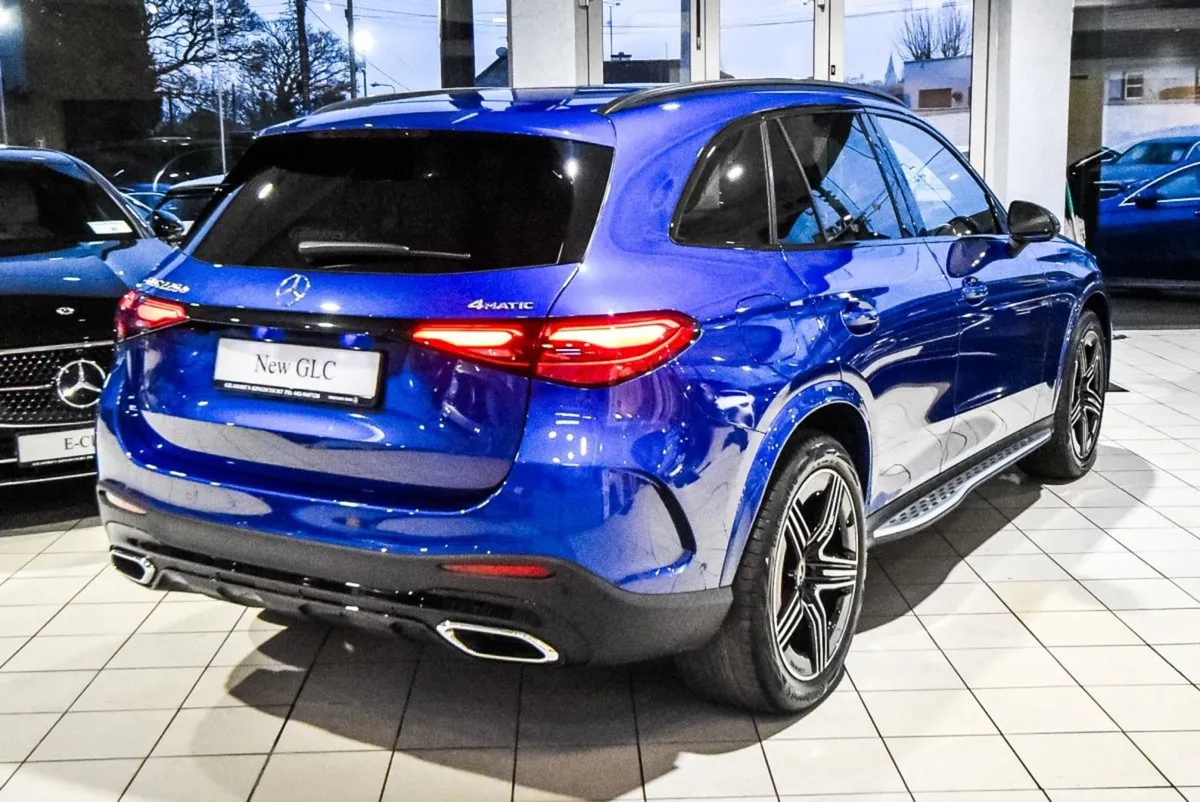 Mercedes-Benz GLC-Class 220d AMG 4matic Night Pac - Image 2