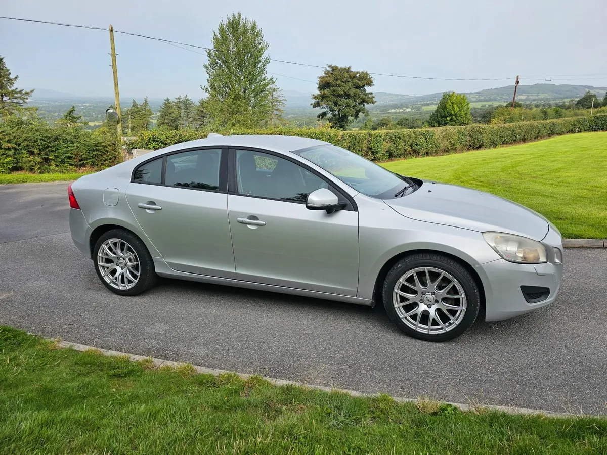 Volvo S60 2012 - Image 4