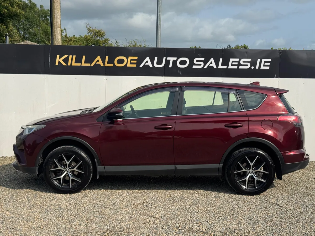 Toyota RAV4 LUNA SPORT 2.0D - Image 4