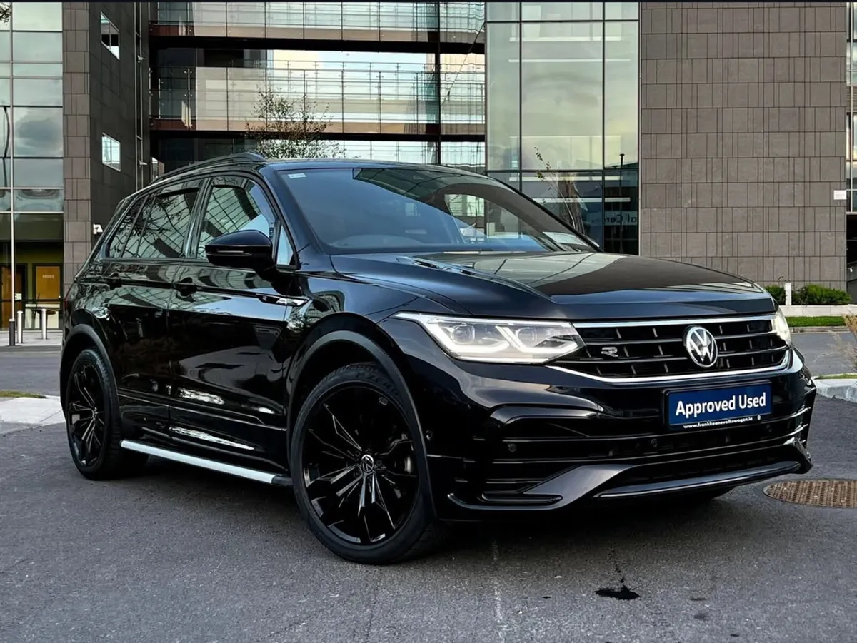 2021 Volkswagen Tiguan R-Line - Image 1