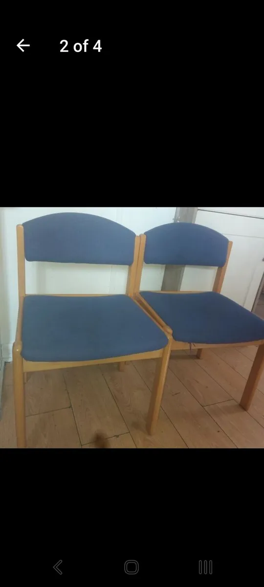 Set of 4 chairs - Image 2
