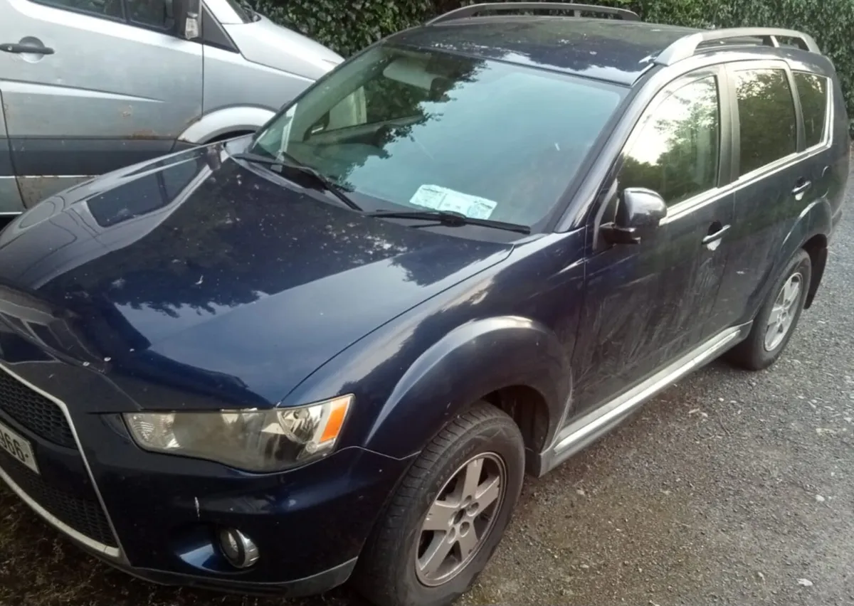 Mitsubishi Outlander 2011 - Image 1