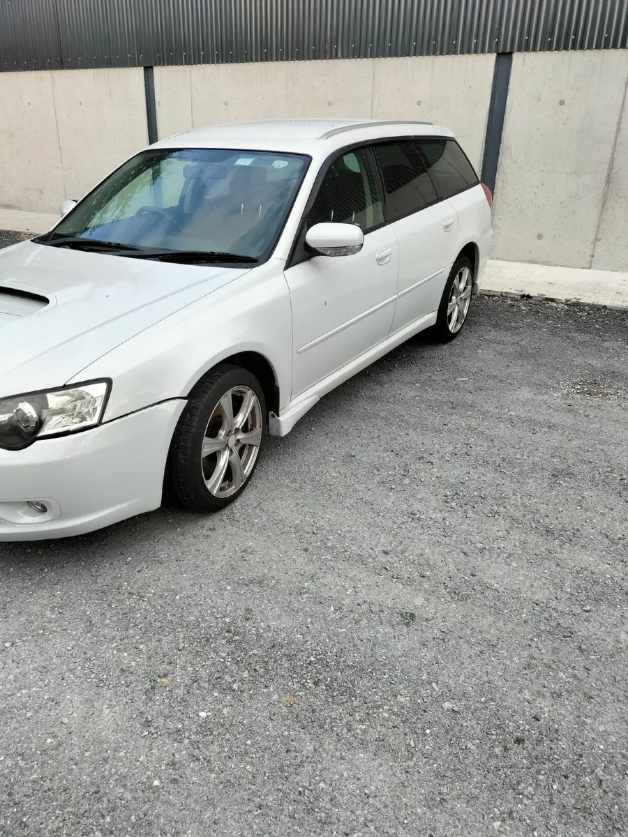 2005 Subaru Legacy Automatic 2.0 petrol - Image 2