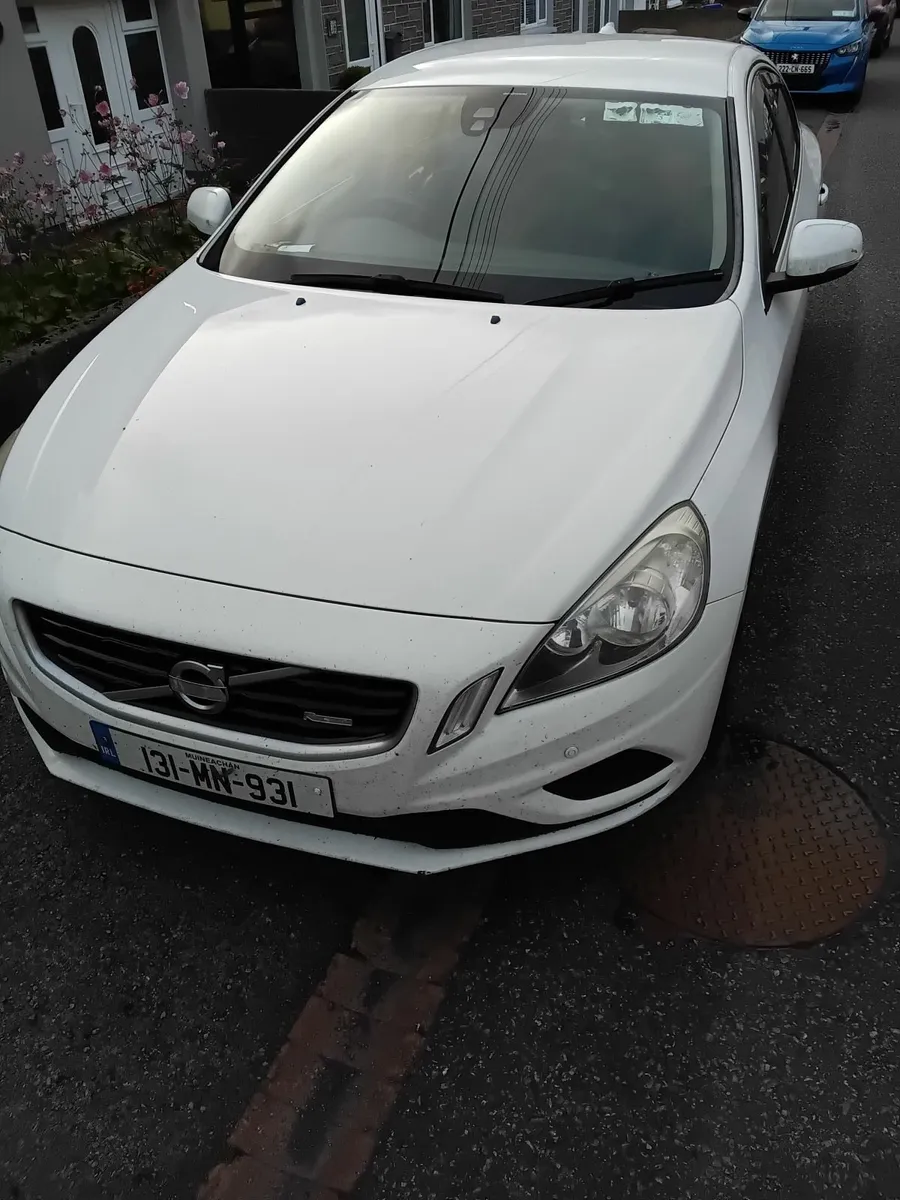Volvo S60 2013 - Image 2