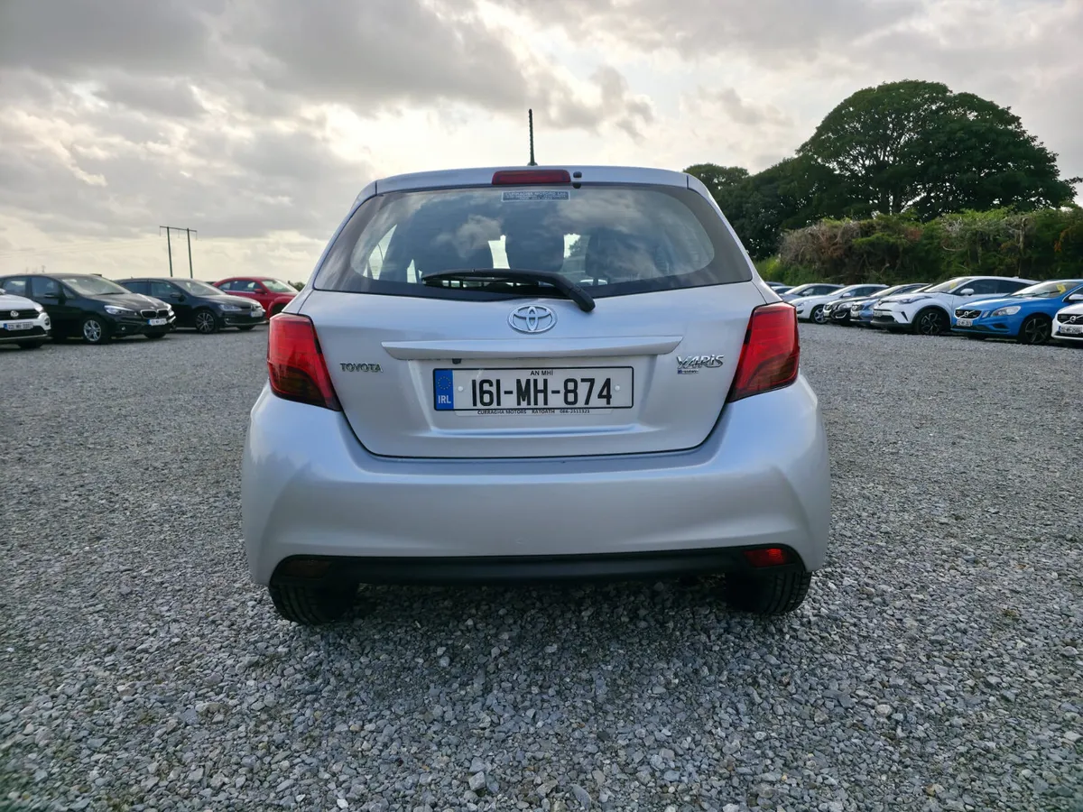 Toyota Yaris 2016 - Image 4