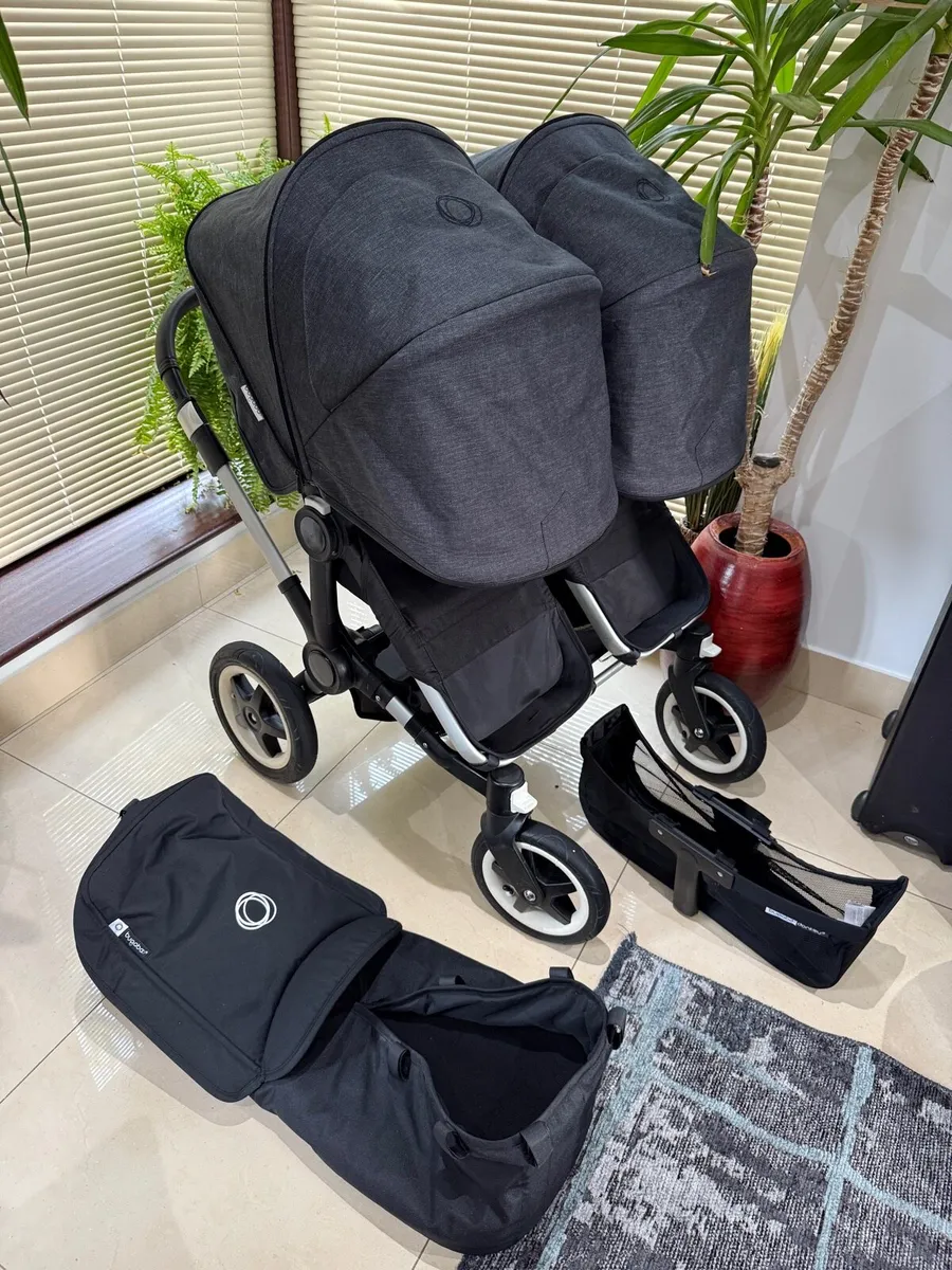 Bugaboo donkey duo in Swords