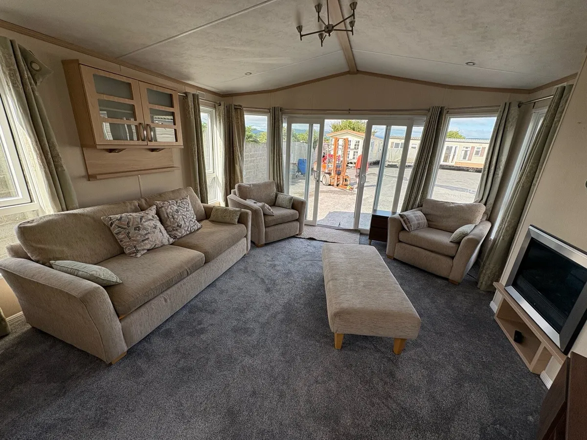 Luxury Residential Spec Mobile Home - Image 2