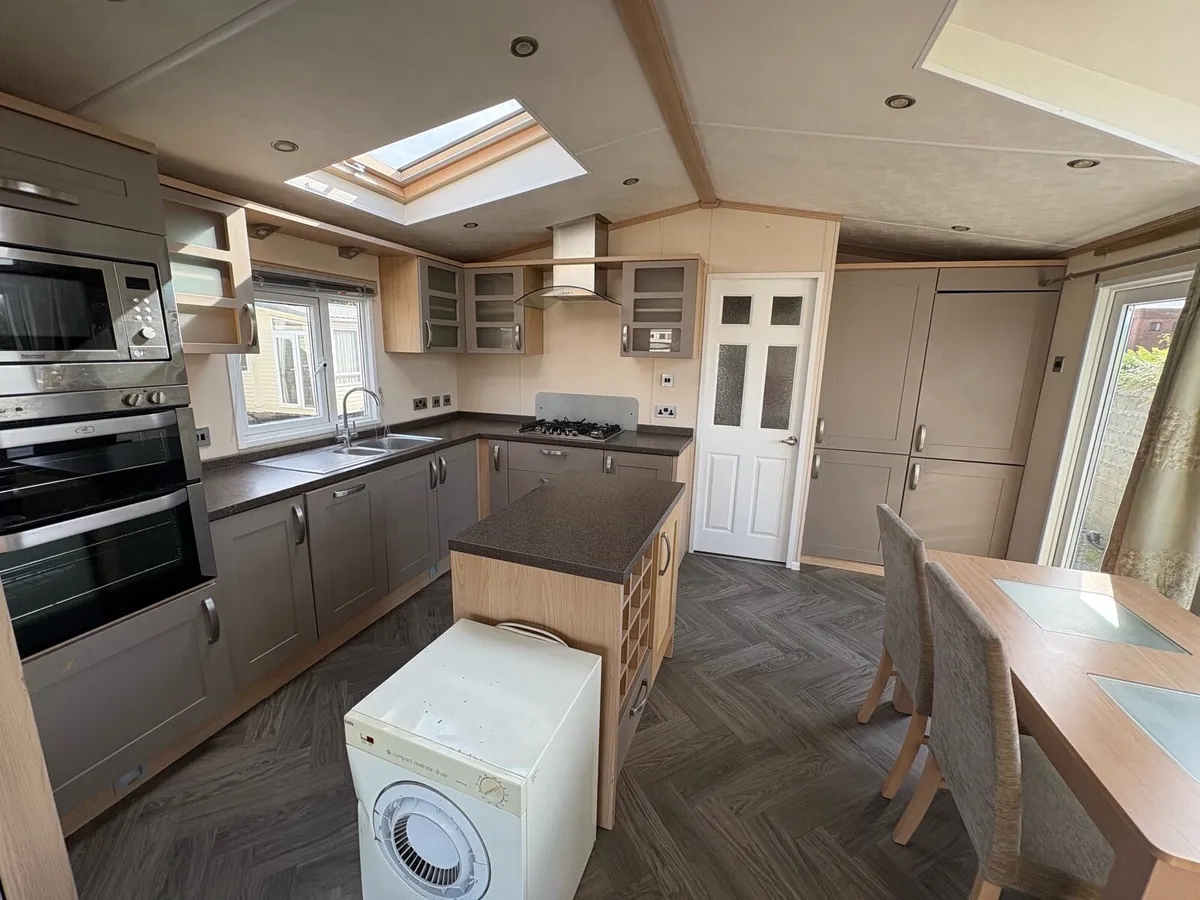 Luxury Residential Spec Mobile Home - Image 3