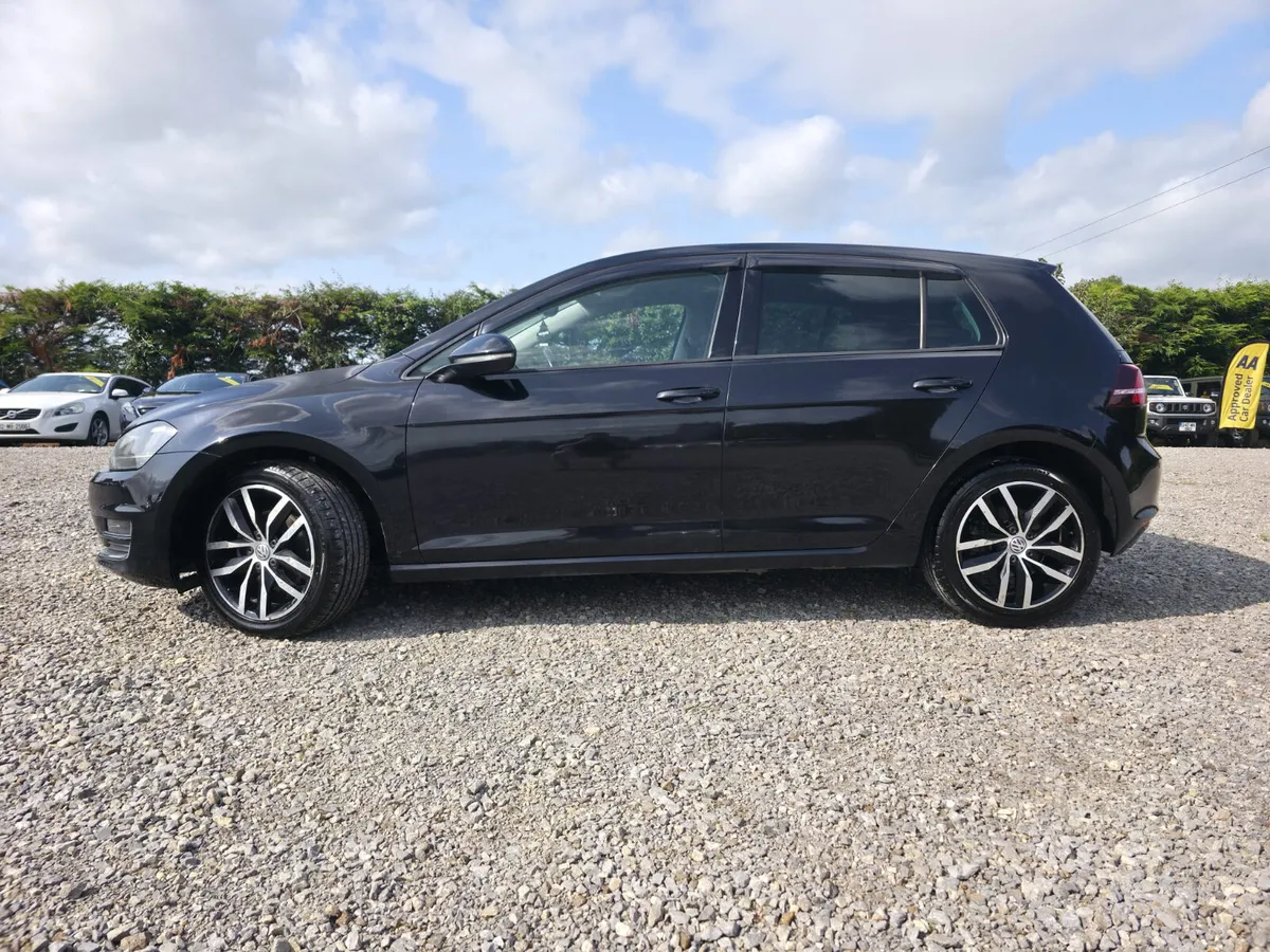 Volkswagen Golf 2017 - Image 2