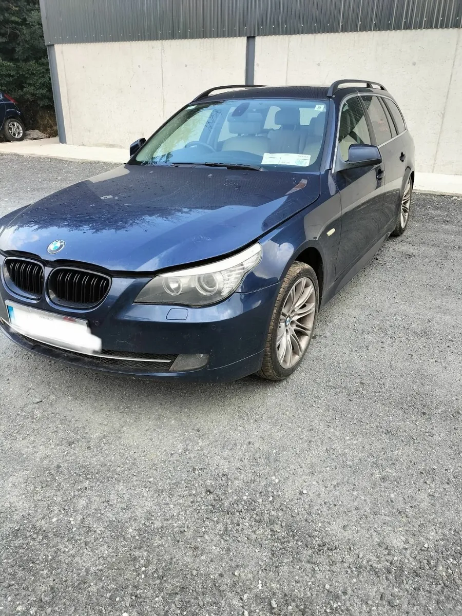 2010   BMW 520D Estate - Image 1
