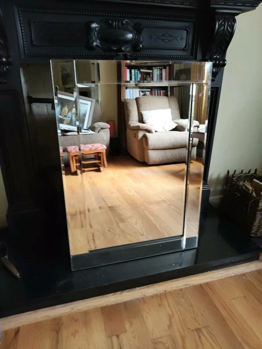 Mirror - Image 3