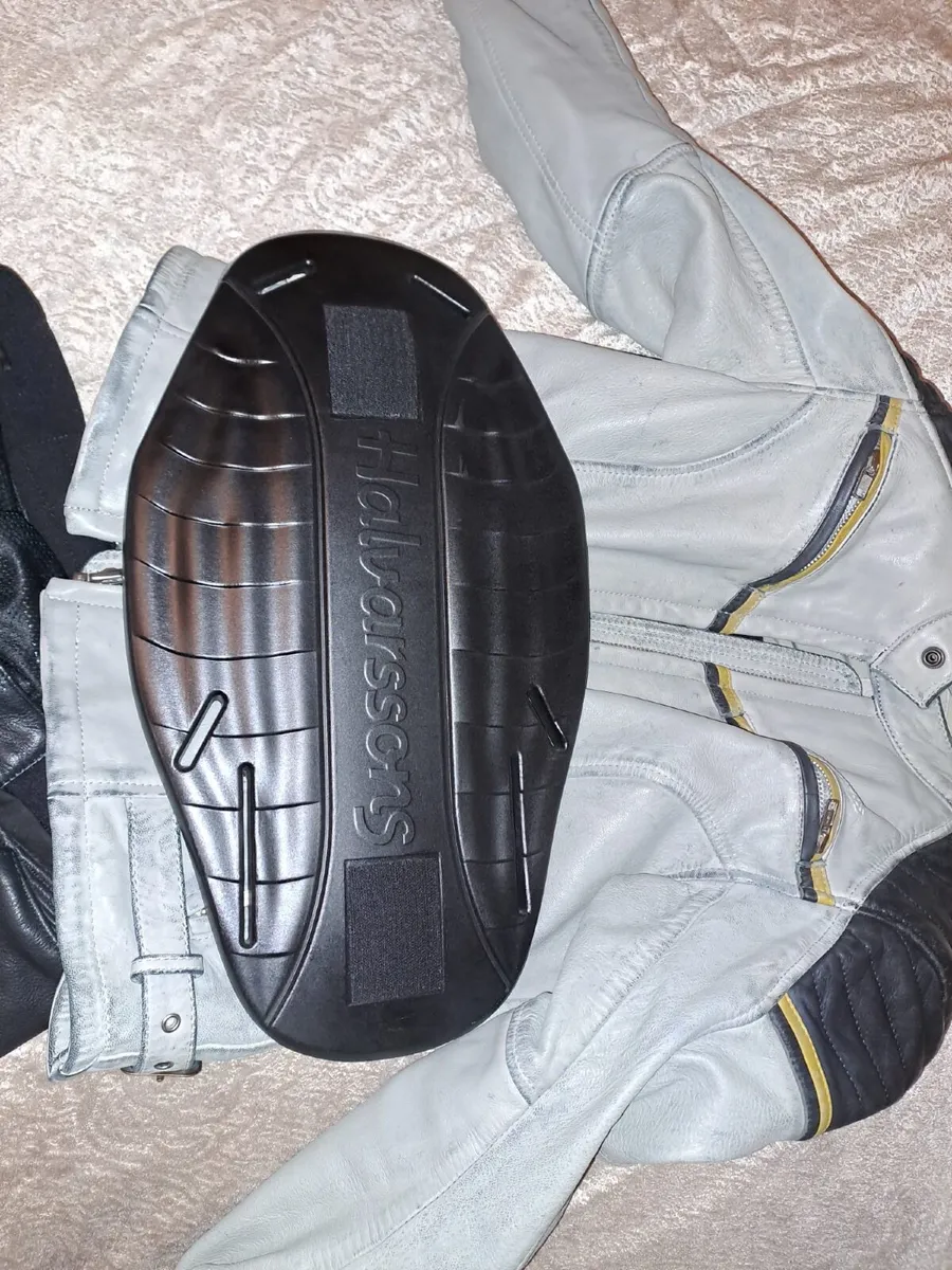 Motorbike clothing - Image 1
