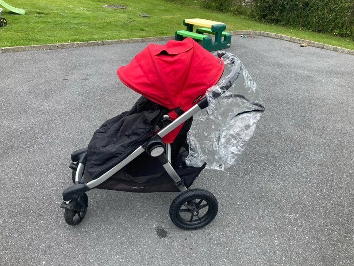 Baby Jogger City Select Buggy with Newborn Basket - Image 1